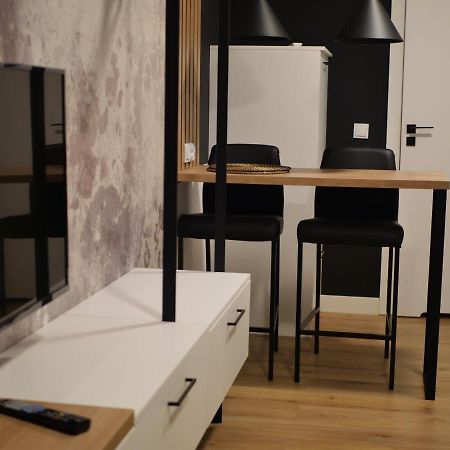 Przytulna Kawalerka 77 Apartman Wrocław Kültér fotó