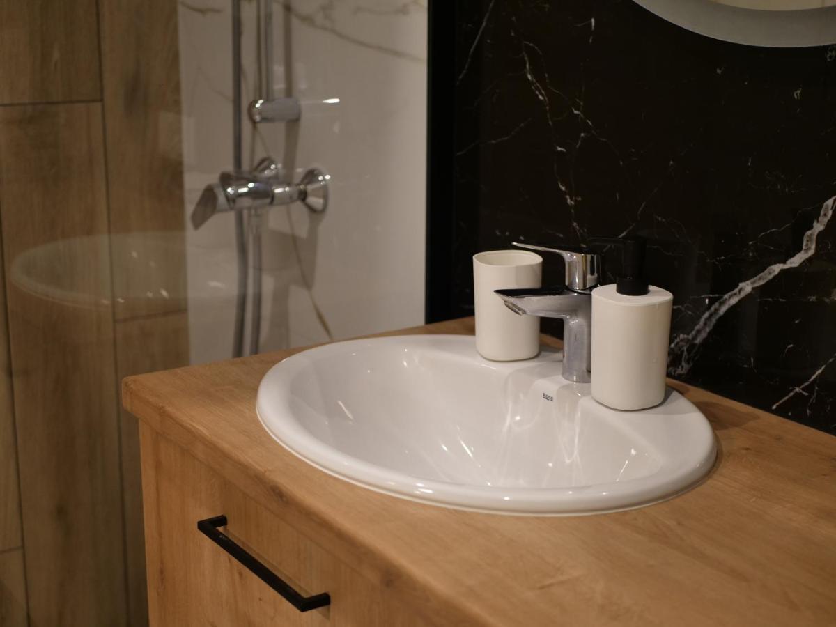 Przytulna Kawalerka 77 Apartman Wrocław Kültér fotó