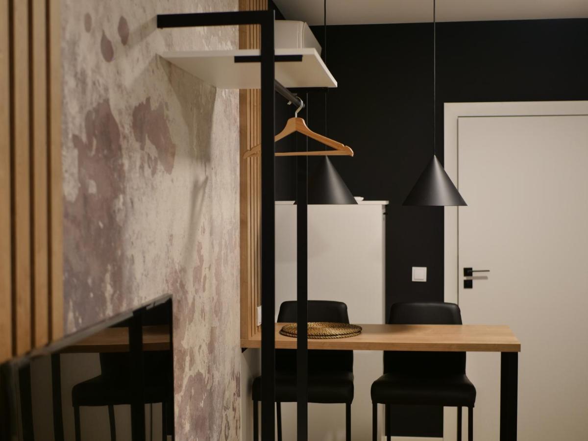 Przytulna Kawalerka 77 Apartman Wrocław Kültér fotó